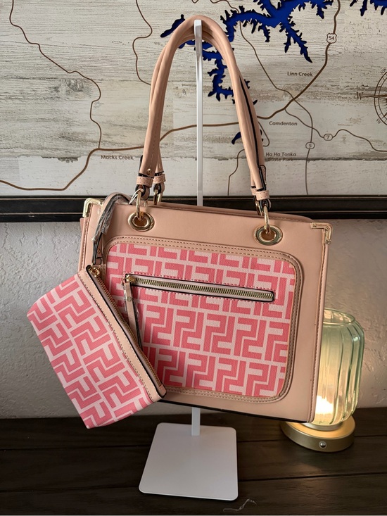 Handbags - Pink Patterned Tote Bag with Matching Wristlet - Pink